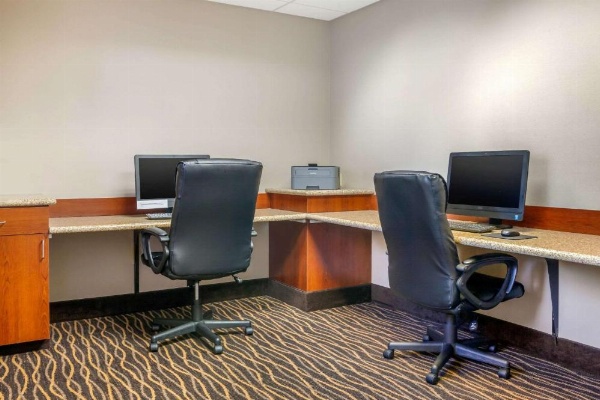 Sleep Inn & Suites Airport image 22