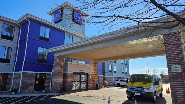 Sleep Inn & Suites Airport image 28